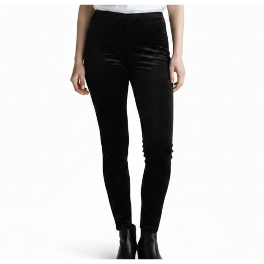 Avenue Montaigne Signature Velvet Pull On Skinny Pant Medium Black High Rise